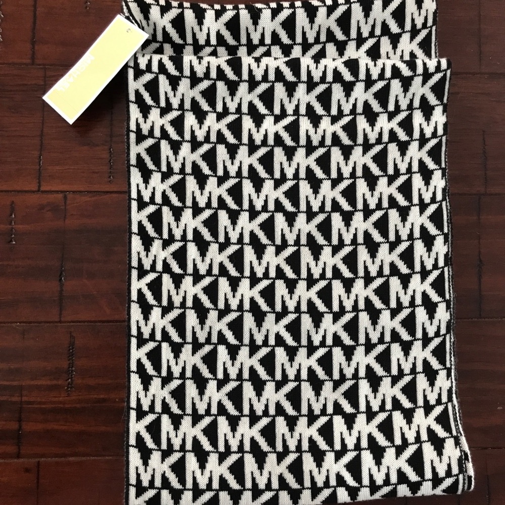 Michael Kors infinity scarf